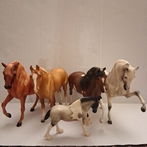 Breyer Horse Figures